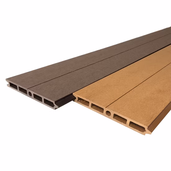 Panel de valla de plástico compuesto de madera impermeable al por mayor de China para cercado de jardín de patio